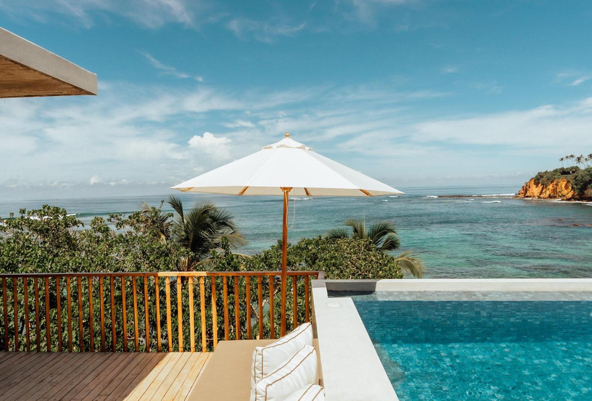 The One - Villa